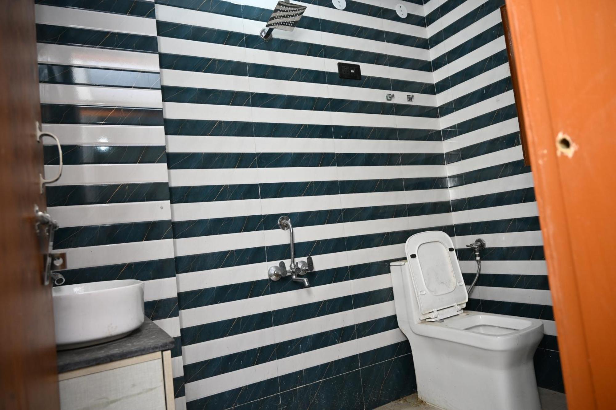 Alam's House Apartment *