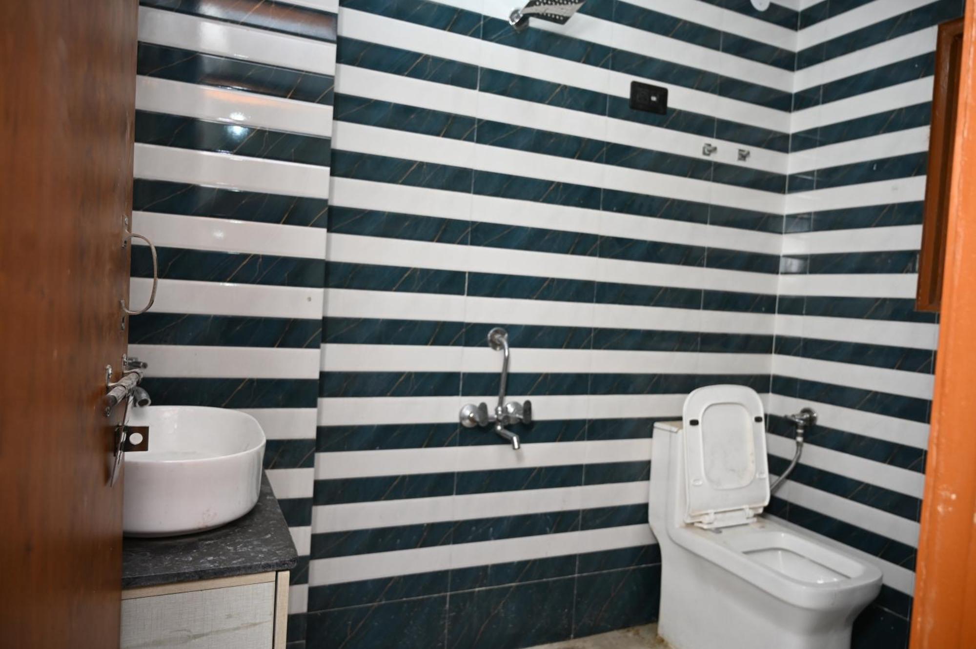 Alam's House Apartment *